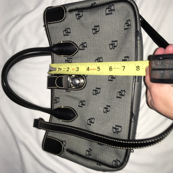 Dooney and Bourke satchel bag - Picture 4 of 7